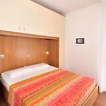 Daire Cavallino-2 By Interhome Bibione